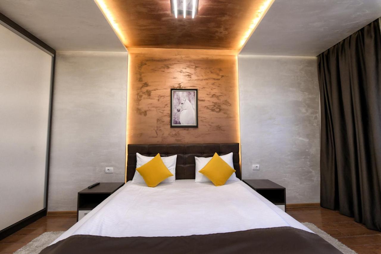 Garnet Hotel & Event Centar รูมา ภายนอก รูปภาพ
